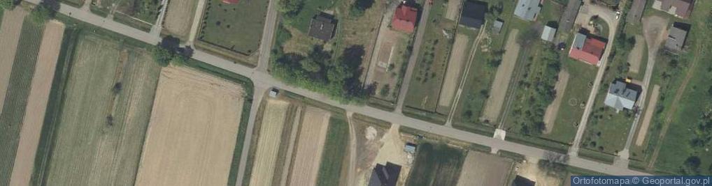 Zdjęcie satelitarne Kapliczka, Figura Świętych, Krzyż