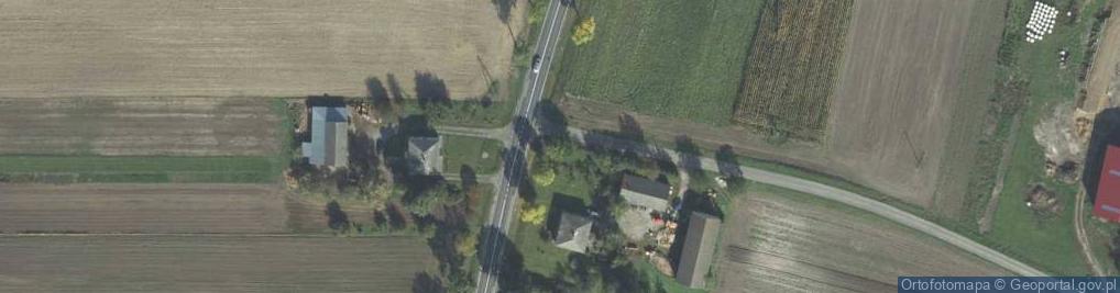 Zdjęcie satelitarne Kapliczka, Figura Świętych, Krzyż