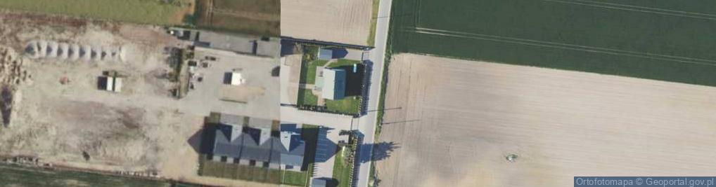 Zdjęcie satelitarne Kapliczka, Figura Świętych, Krzyż