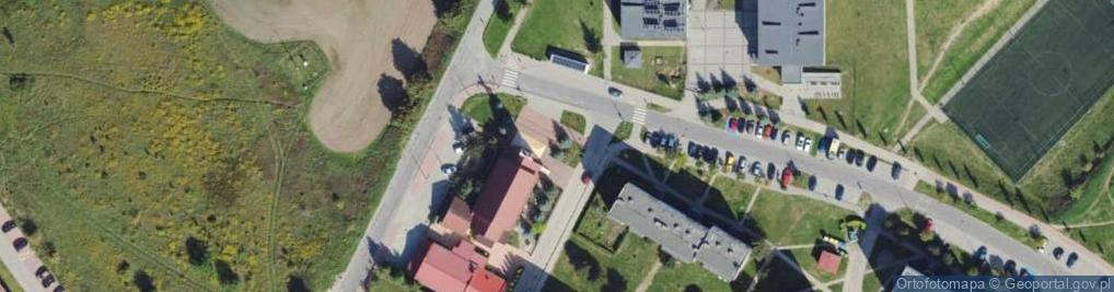 Zdjęcie satelitarne Kapliczka, Figura Świętych, Krzyż