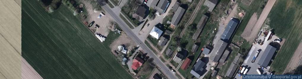 Zdjęcie satelitarne Kapliczka, Figura Świętych, Krzyż