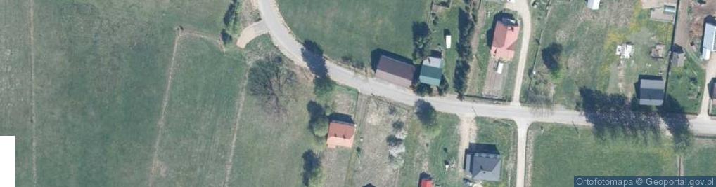 Zdjęcie satelitarne Kapliczka, Figura Świętych, Krzyż