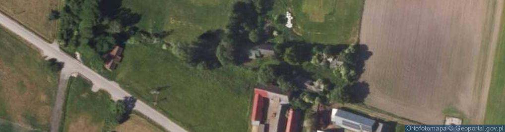 Zdjęcie satelitarne Kapliczka, Figura Świętych, Krzyż