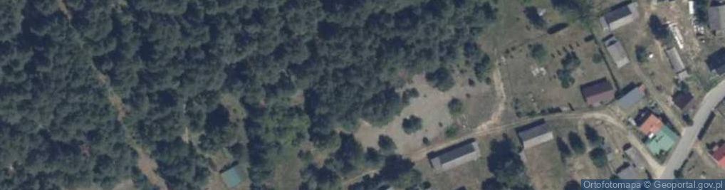 Zdjęcie satelitarne Kapliczka, Figura Świętych, Krzyż