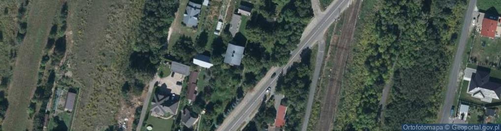 Zdjęcie satelitarne Kapliczka, Figura Świętych, Krzyż