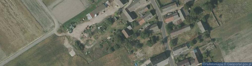 Zdjęcie satelitarne Kapliczka, Figura Świętych, Krzyż