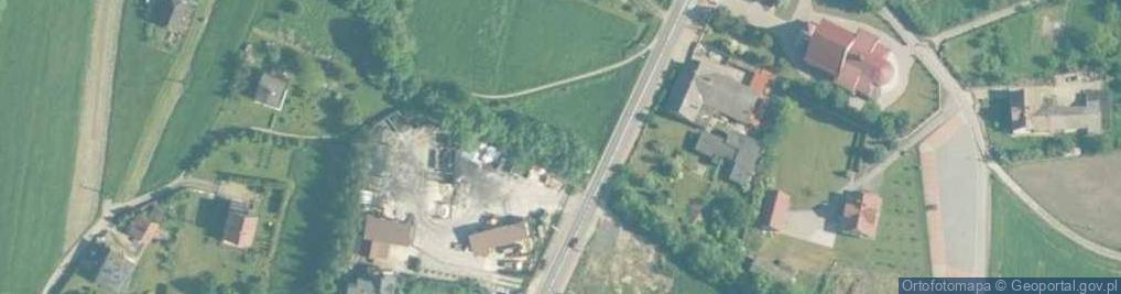 Zdjęcie satelitarne Krzyż kapliczka