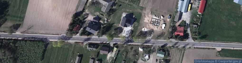 Zdjęcie satelitarne Metalowy krzyż