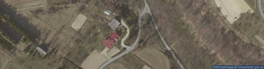 Zdjęcie satelitarne Murowana kapliczka