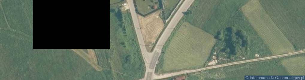 Zdjęcie satelitarne Stary drewniany krzyż