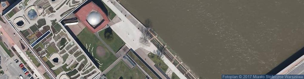 Zdjęcie satelitarne 'Plac Zabaw nad Wisłą - Klub Komediowy'
