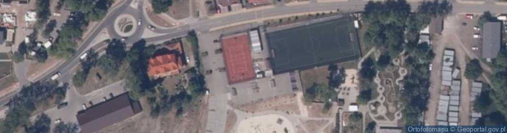 Zdjęcie satelitarne Kort tenisowy, Boisko do siatkówki i koszykówki
