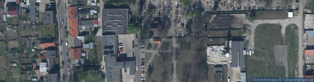 Zdjęcie satelitarne Kaplica cmentarna na cmentarzu komunalnym