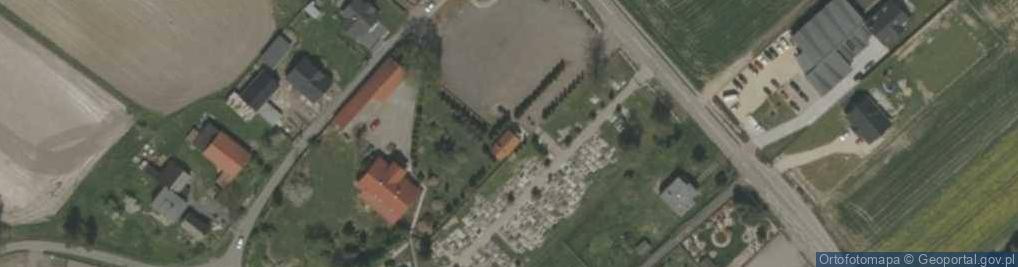 Zdjęcie satelitarne Kaplica cmentarna