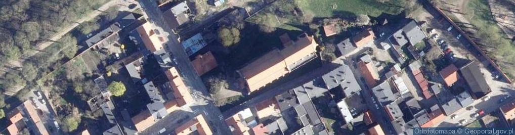 Zdjęcie satelitarne Kościół Świętych Apostołów Piotra i Pawła w Chełmnie