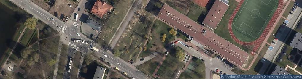 Zdjęcie satelitarne Cliv Liceum Ogólnokształcące Dla Dorosłych