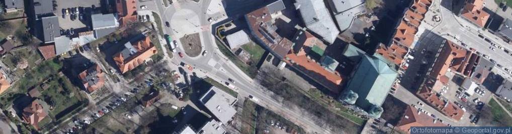 Zdjęcie satelitarne Diecezjalne Liceum Humanistyczne W Nysie