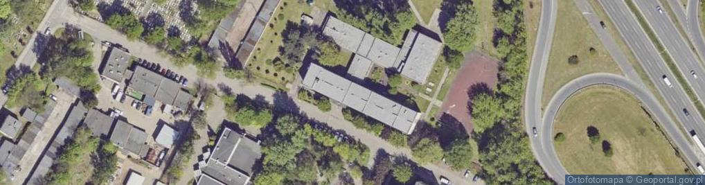 Zdjęcie satelitarne I Liceum Ogólnokształcące Im. Jana Kochanowskiego Z Oddziałami Dwujęzycznymi W Świętochłowicach