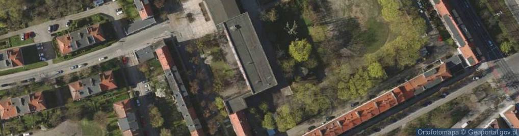 Zdjęcie satelitarne II Liceum Ogólnokształcące Im. Dr. Władysława Pniewskiego W Gdańsku