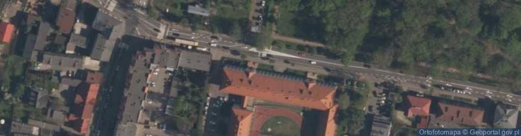 Zdjęcie satelitarne II Liceum Ogólnokształcące Im. Janusza Korczaka W Wieluniu