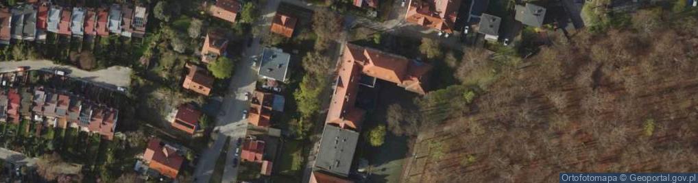 Zdjęcie satelitarne III Liceum Ogólnokształcałcące Im. Bohaterów Westerplatte W Gdańsku