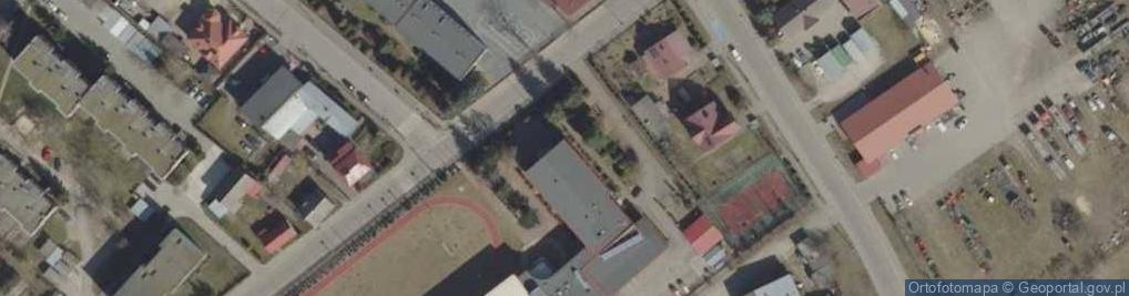 Zdjęcie satelitarne Liceum Ogólnokszatłcące Dla Dorosłych W Ciechanowcu