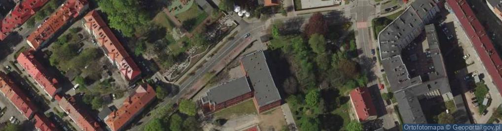Zdjęcie satelitarne Liceum Ogólnokształcące Dla Dorosłych 'żak' W Raciborzu