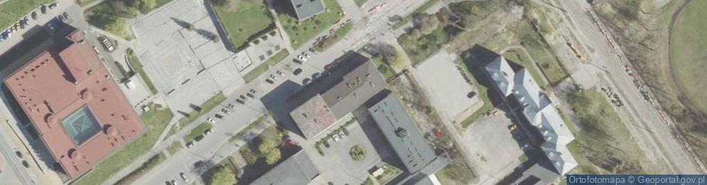Zdjęcie satelitarne Liceum Ogólnokształcące Dla Dorosłych Nr 1 W Skarżysku-Kamiennej