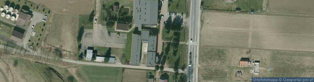 Zdjęcie satelitarne Liceum Ogólnokształcące Dla Dorosłych W Brzostku