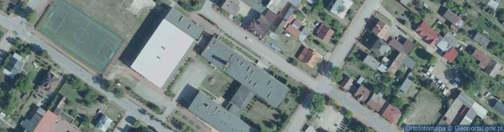 Zdjęcie satelitarne Liceum Ogólnokształcące Dla Dorosłych W Radoszycach