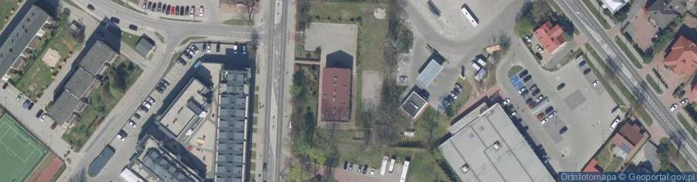 Zdjęcie satelitarne Liceum Ogólnokształcące Dla Dorosłych W Zambrowie Zakładu Doskonalenia Zawodowego W Białymstoku
