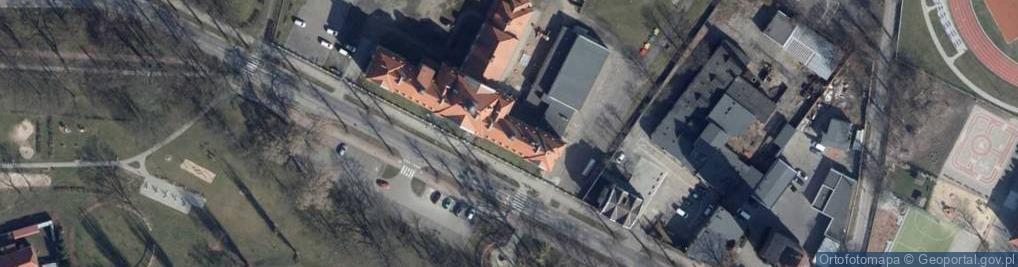 Zdjęcie satelitarne Liceum Ogólnokształcące Im. Heliodora Święcickiego