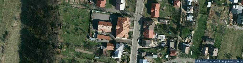 Zdjęcie satelitarne Liceum Ogólnokształcące Im. Mikołaja Kopernika W Nowym Żmigrodzie