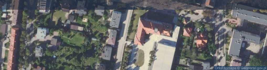 Zdjęcie satelitarne Liceum Ogólnokształcące Nr I Im. Mjra Henryka Sucharskiego W Kępnie