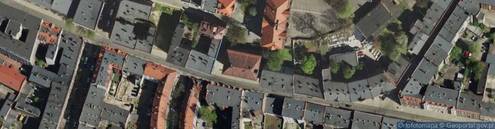 Zdjęcie satelitarne Liceum Ogólnoształcące Dla Dorosłych Centrum Edukacji I Biznesu 'Kopernik' W Bytomiu