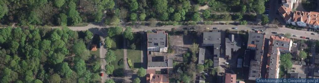 Zdjęcie satelitarne Niepubliczne Akademickie Liceum Ogólnokształcące W Toruniu