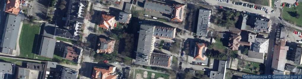 Zdjęcie satelitarne Niepubliczne Liceum Ogólnokształcące 'Medical' W Kłodzku