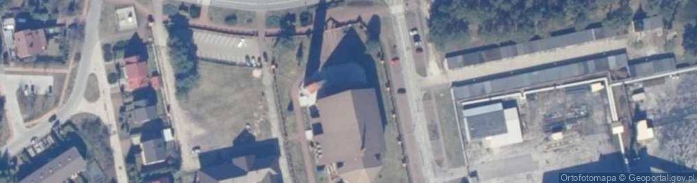 Zdjęcie satelitarne Niepubliczne Liceum Ogólnokształcące Dla Dorosłych W Kozienicach Zakładu Doskonalenia Zawodowego W Kielcach
