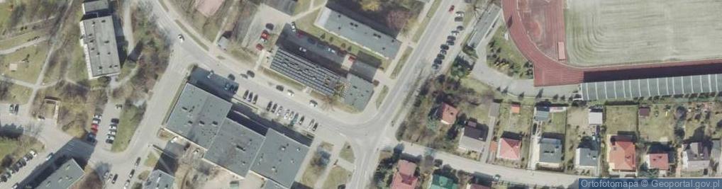 Zdjęcie satelitarne Niepubliczne Liceum Ogólnokształcące Dla Dorosłych W Sandomierzu Zakładu Doskonalenia Zawodowego W Kielcach