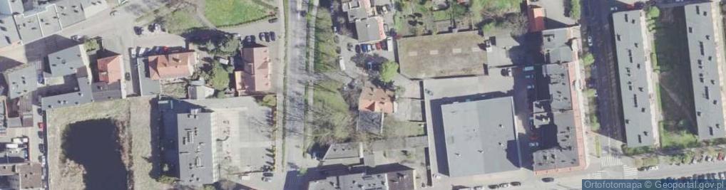 Zdjęcie satelitarne Pierwsze Prywatne Liceum Ogólnokształcace Im. Tadeusza Łopuszańskiego W Lesznie