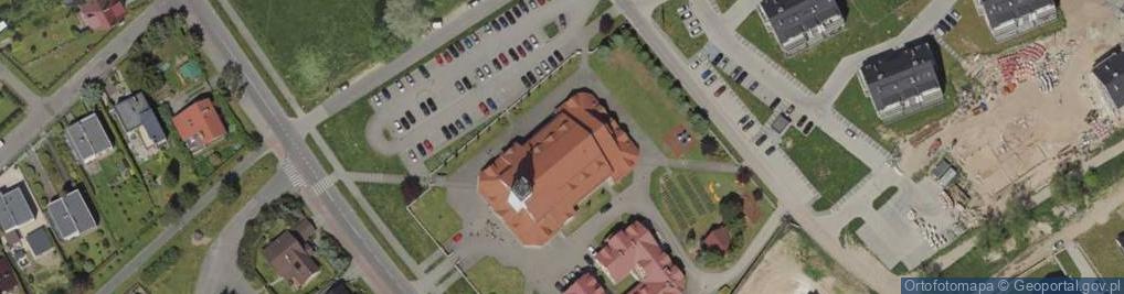 Zdjęcie satelitarne Publiczne Katolickie Liceum Akademickie U Św. Pankracego W Jeleniej Górze