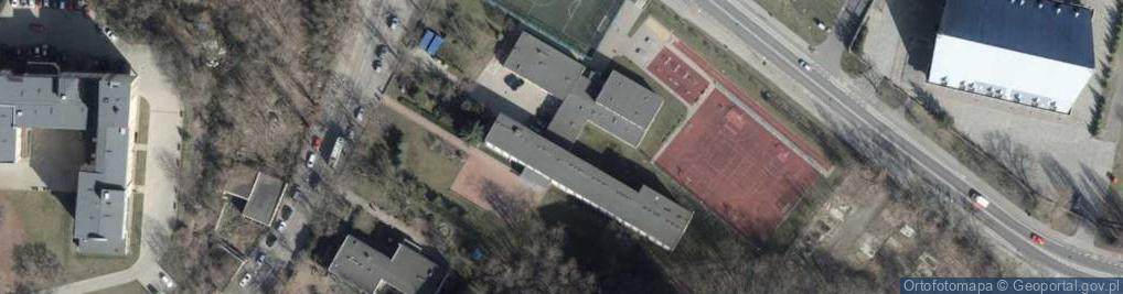 Zdjęcie satelitarne V Liceum Ogólnokształcące Z Oddziałami Dwujęzycznymi Im. Adama Asnyka