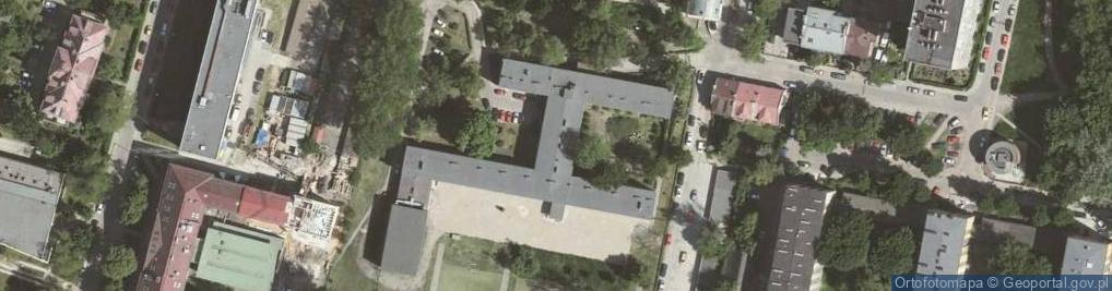 Zdjęcie satelitarne VII Liceum Ogólnokształcące Im. Zofii Nałkowskiej W Krakowie