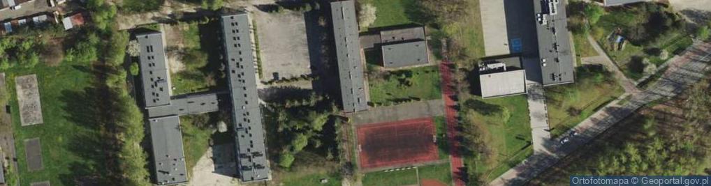 Zdjęcie satelitarne Xi Liceum Ogólnokształcące