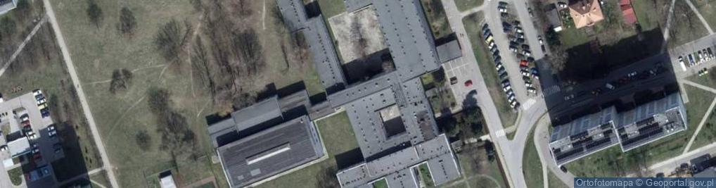 Zdjęcie satelitarne Xlii Liceum Ogólnokształcące W Zespole Szkół Ogólnokształcących Nr 4 Im. Ireny Sendlerowej