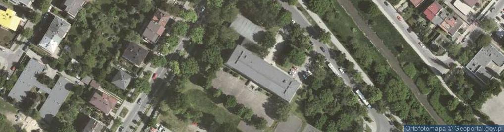 Zdjęcie satelitarne Xxiv Liceum Ogólnokształcące Im. Jana Pawła II W Krakowie