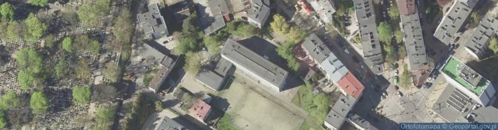 Zdjęcie satelitarne Xxix Liceum Ogólnokształcące Im. Cc Mjr Hieronima Dekutowskiego Ps. Zapora W Lublinie