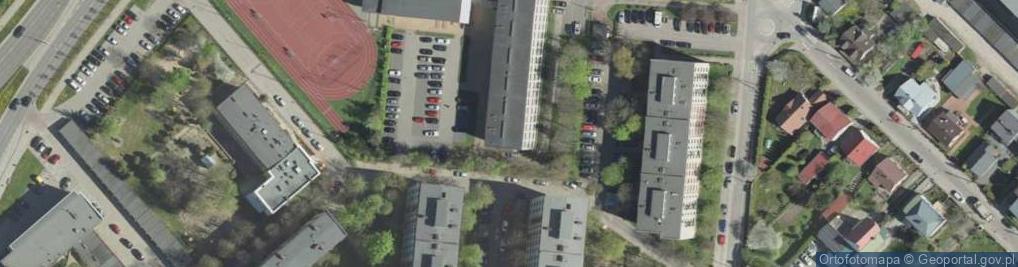 Zdjęcie satelitarne Zaoczne Liceum Ogólnokształcące Dla Dorosłych 'Cosinus Plus' W Białymstoku