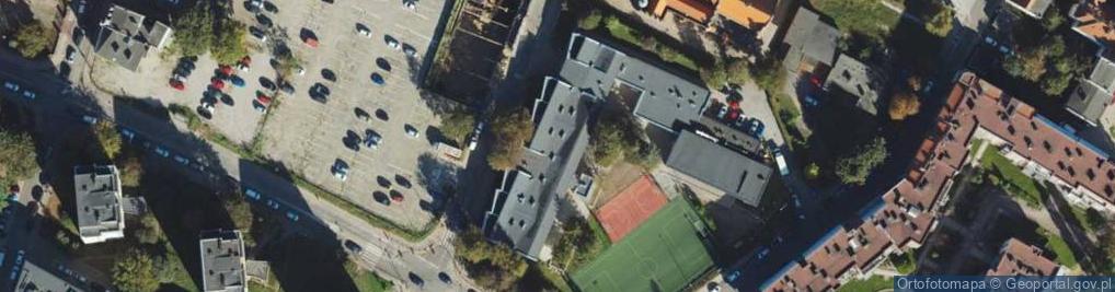 Zdjęcie satelitarne Zaoczne Liceum Ogólnokształcące Dla Dorosłych 'Cosinus Plus' W Gdańsku