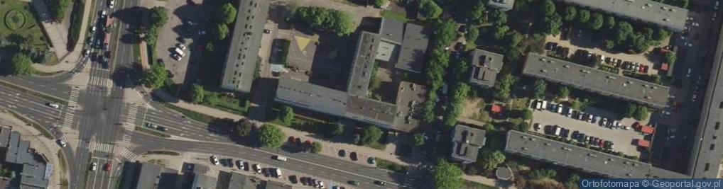 Zdjęcie satelitarne Zaoczne Liceum Ogólnokształcace Dla Dorosłych 'Cosinus Plus' W Koninie